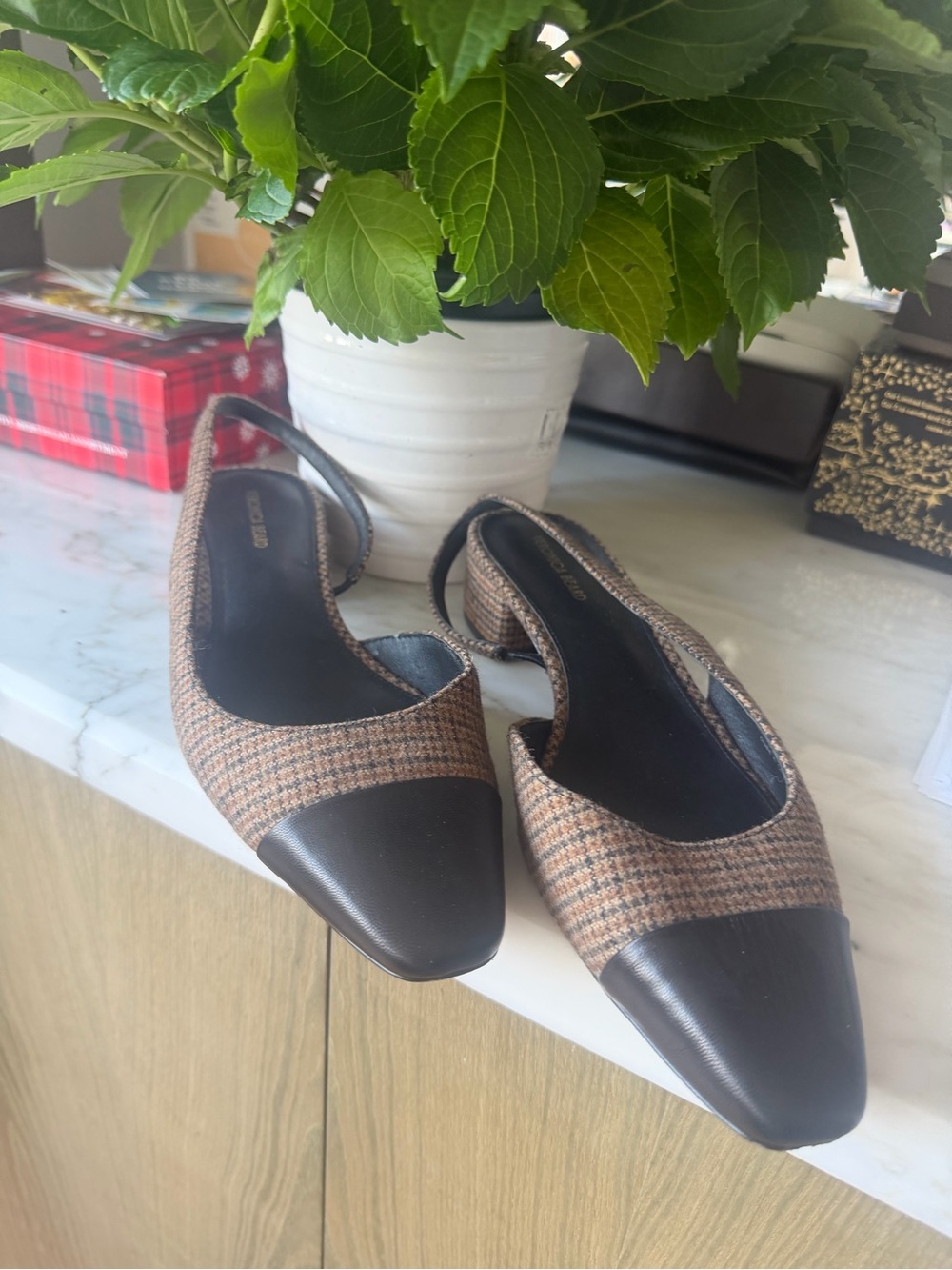 Veronica Beard Brown Tweed Slingback Pumps with Black Pointed Toe